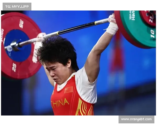 中国女足崛起之路:从困境到荣耀,奋勇拼搏展现坚韧不拔的体育精神 中国女足崛起之路:从困境到荣耀,奋勇拼搏展现坚韧不拔的体育精神